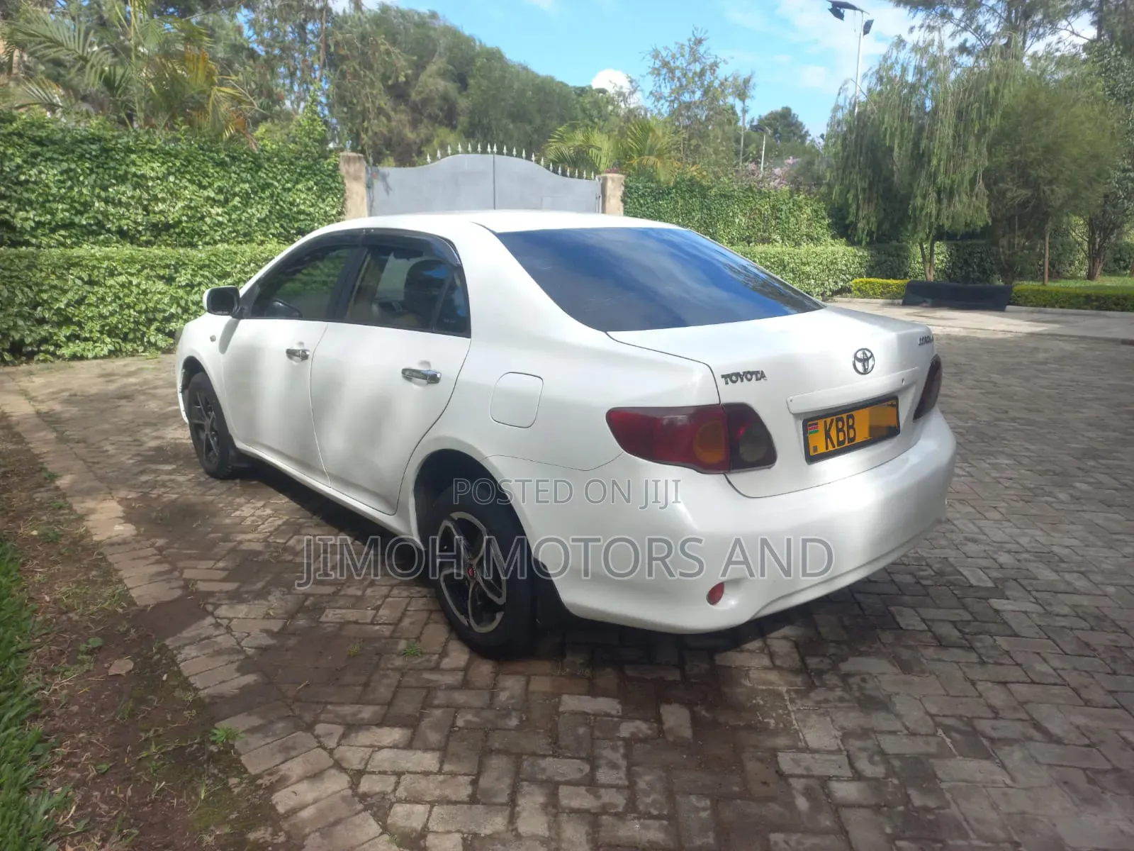 Toyota Corolla 2002 White