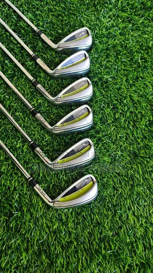 Nike Slingshot Golf Irons in Regular Flex (5-Pw)