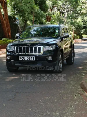 Jeep Grand Cherokee 2012 Black