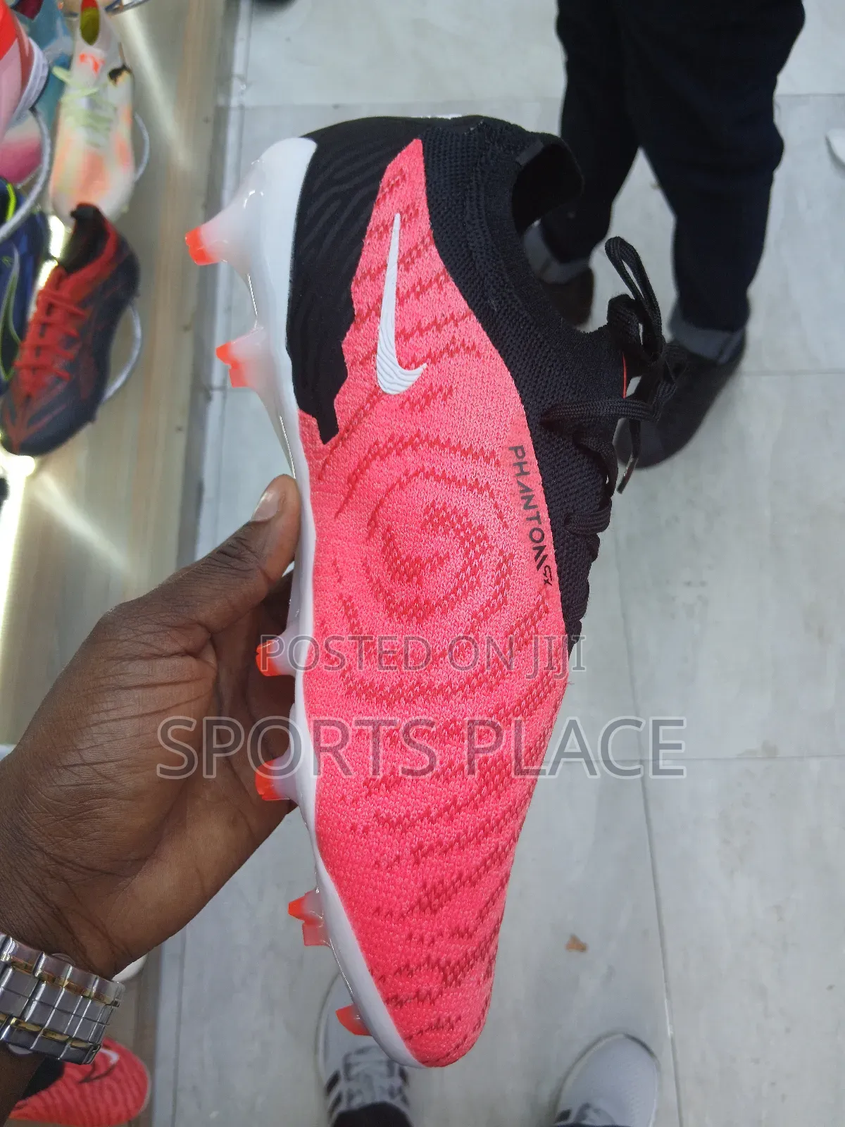 Phantom Gx Red Lowcut Drip Soccer Cleats
