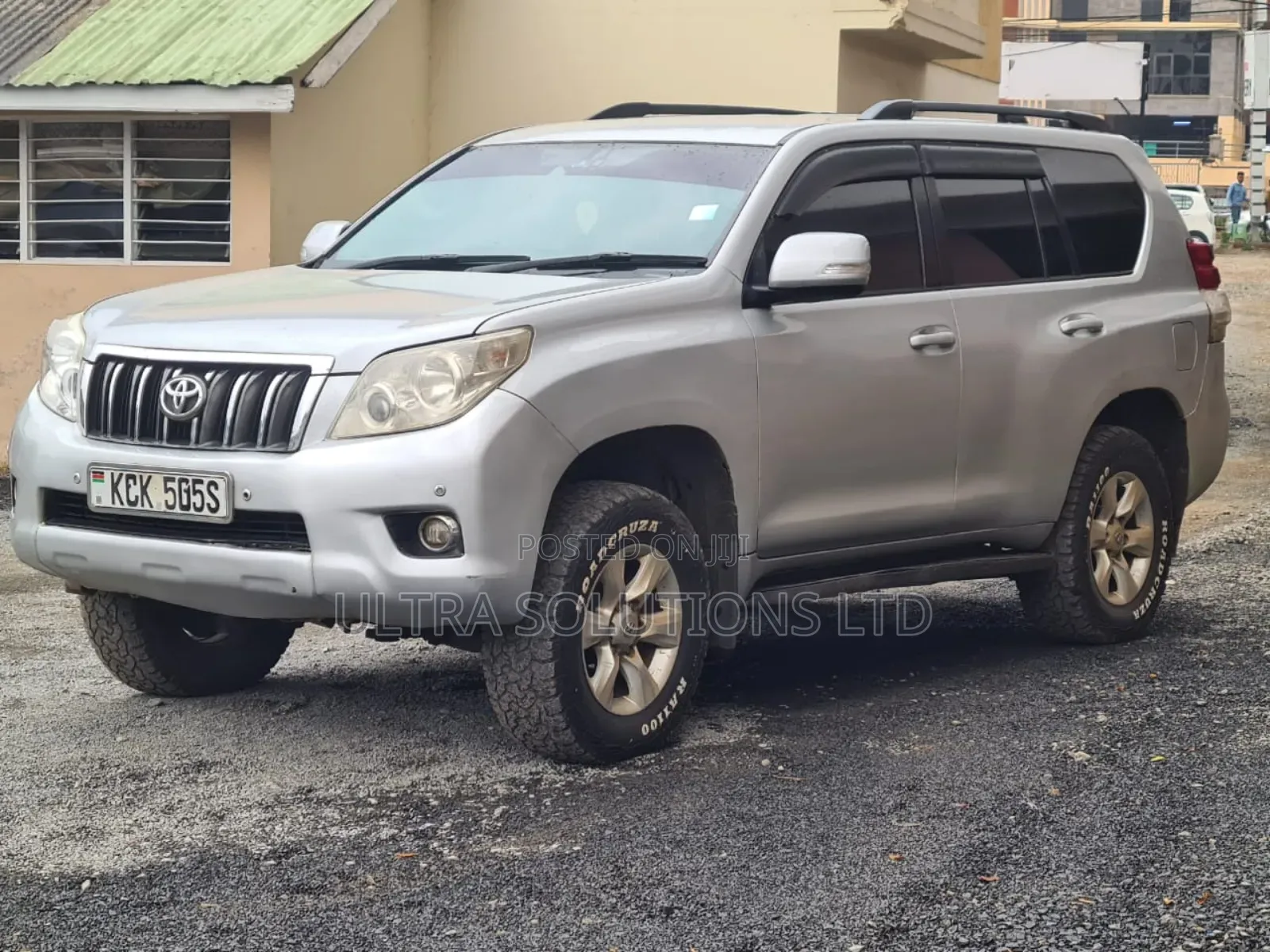 Toyota Land Cruiser Prado 2010 Silver