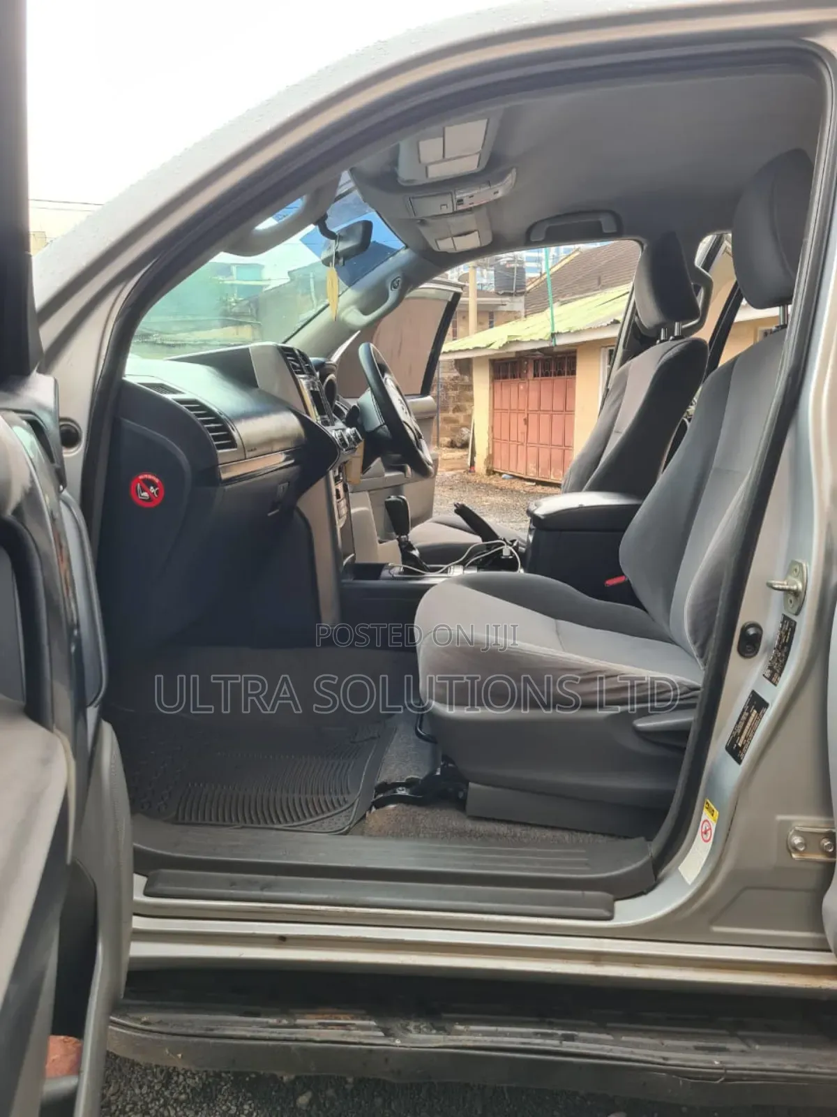 Toyota Land Cruiser Prado 2010 Silver