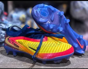 Nike Phantom Gx 6 Erling Haaland
Football Boots