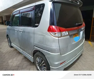 Suzuki Solio 2012 Silver