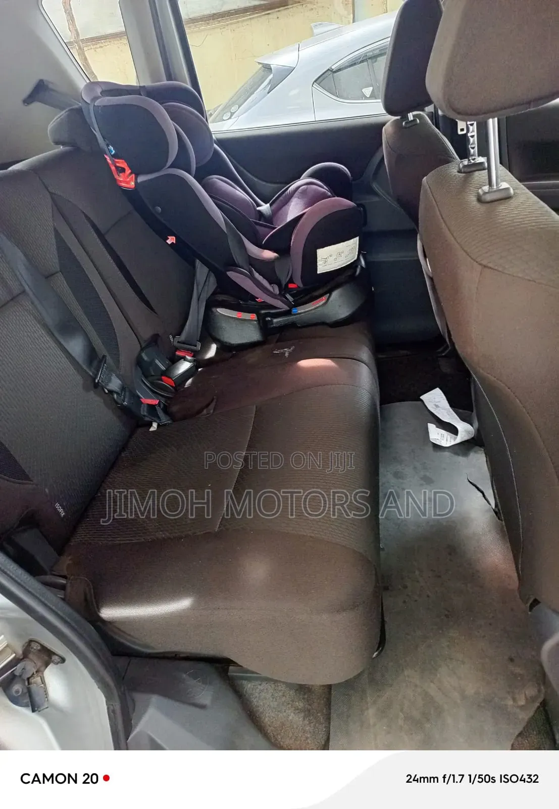 Suzuki Solio 2012 Silver