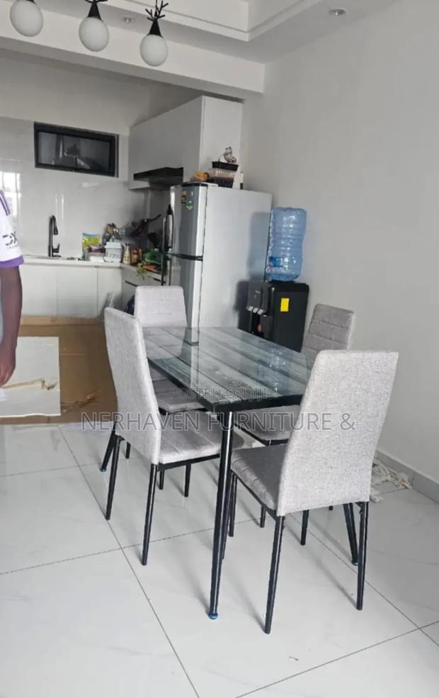 4 Seater Dining Set – Stylish Comfortable Dining - main view
