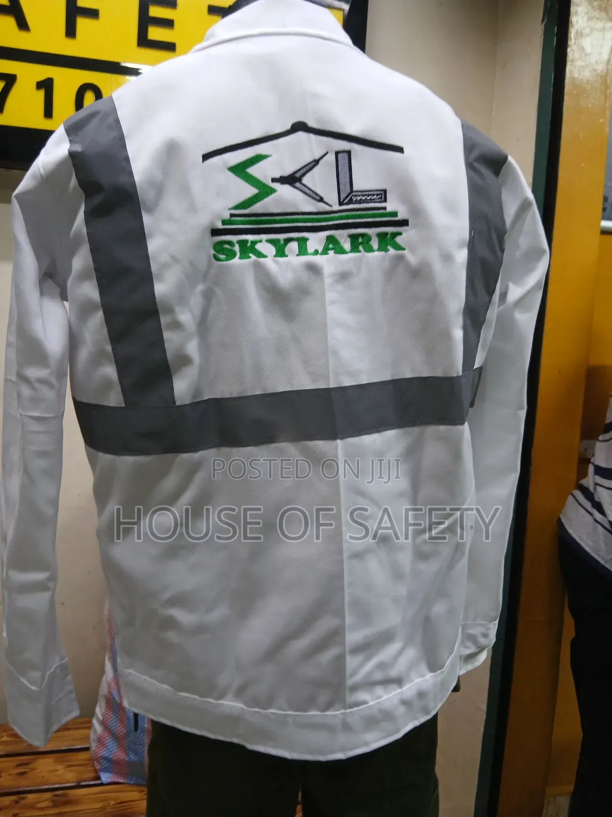 Bbranded Jackets for Road Engineer