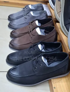 Quality Casual Leather Low Cut Flat Sole Rubber Sole Shoes