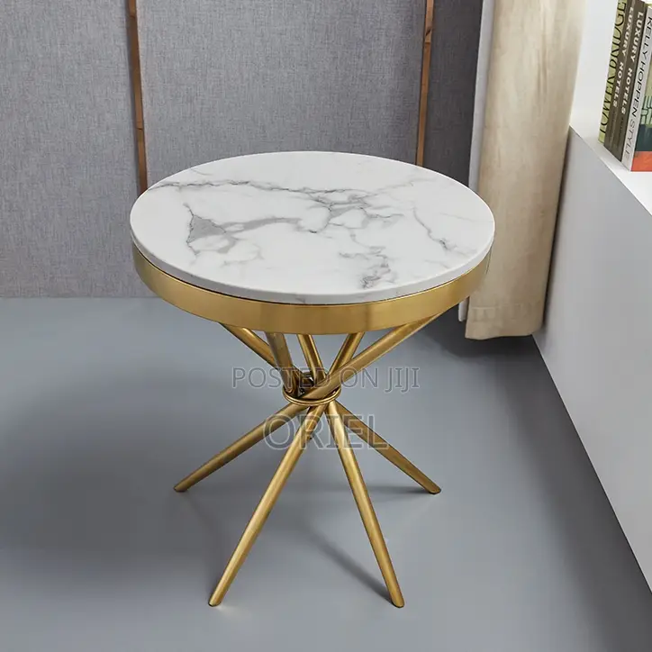Round Coffee Table : Artistic Modern Coffee Table