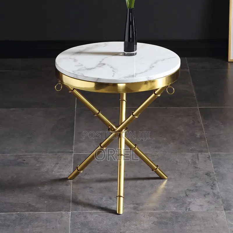 Round Coffee Table : Artistic Modern Coffee Table