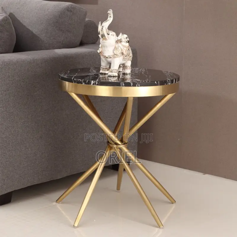 Round Coffee Table : Artistic Modern Coffee Table