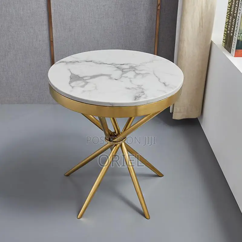 Round Coffee Table : Artistic Modern Coffee Table