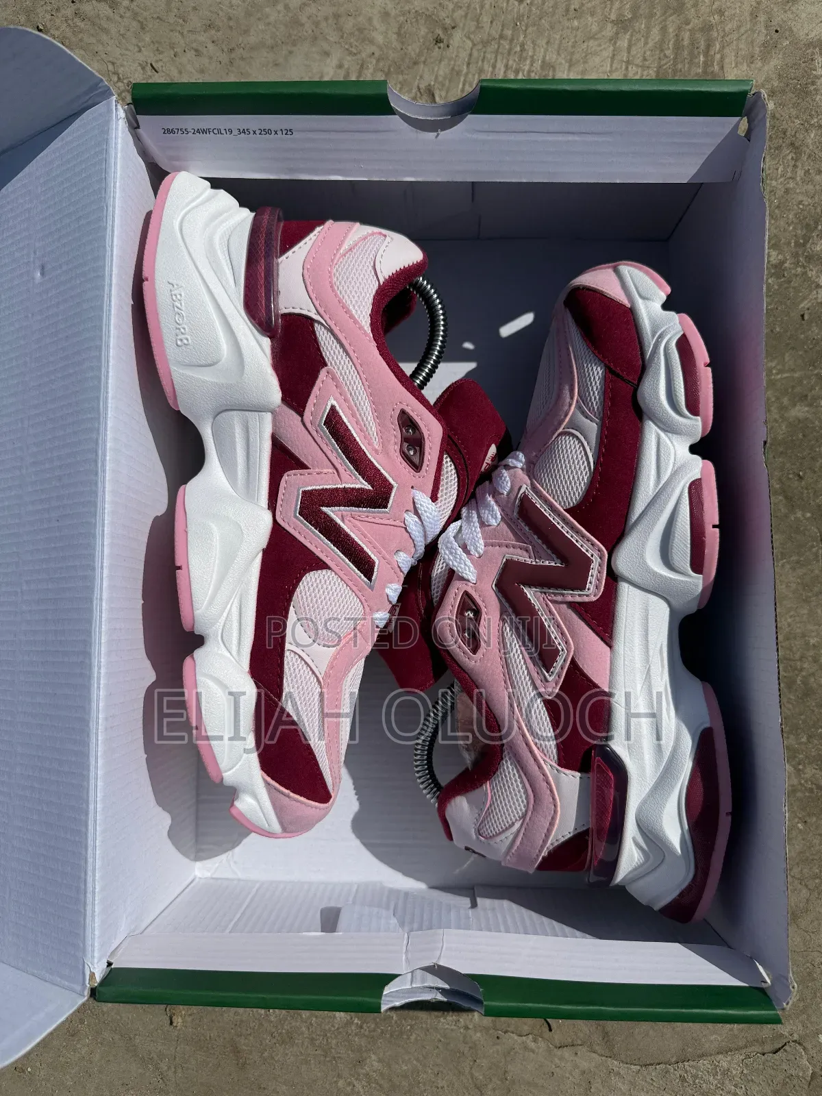 New Balance 9060 Fuchsia Pink