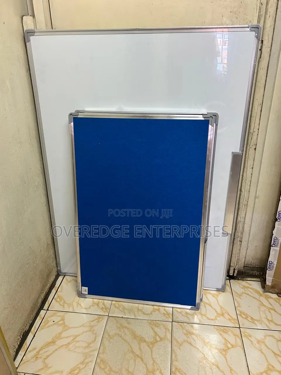 Training Whiteboard||4feet by 3ft