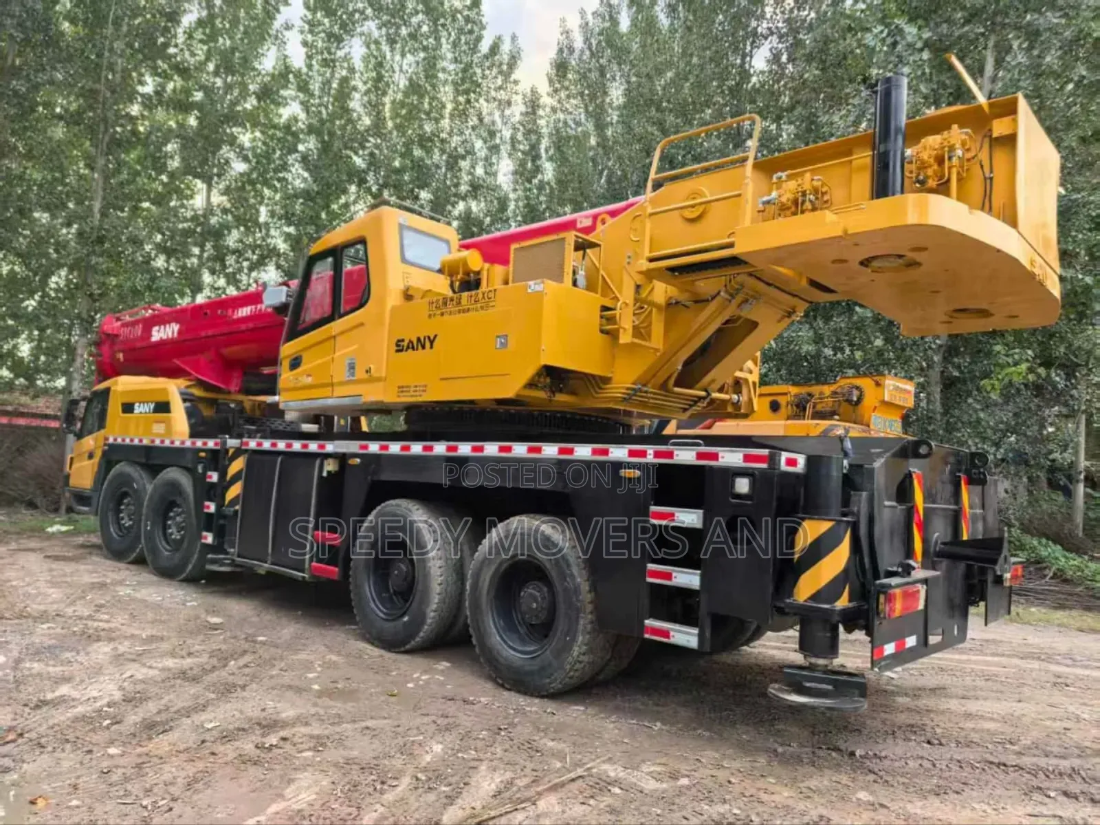 Cranes for Hoisting and Logistics Are Accessible for Jobs