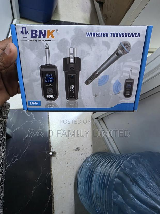 BNK Single Microphone Wireless Transceiver - main view