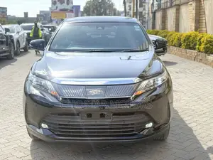 Toyota Harrier 2.0 2019 Black