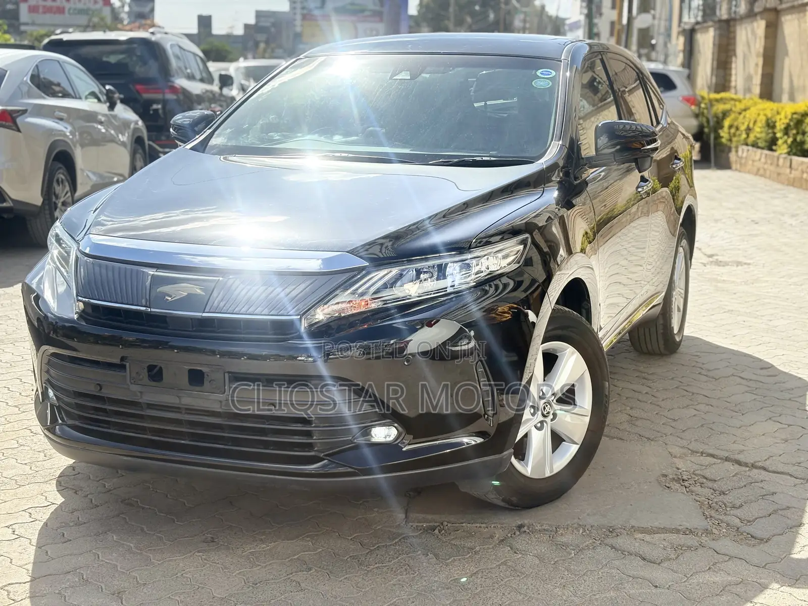 Toyota Harrier 2.0 2019 Black