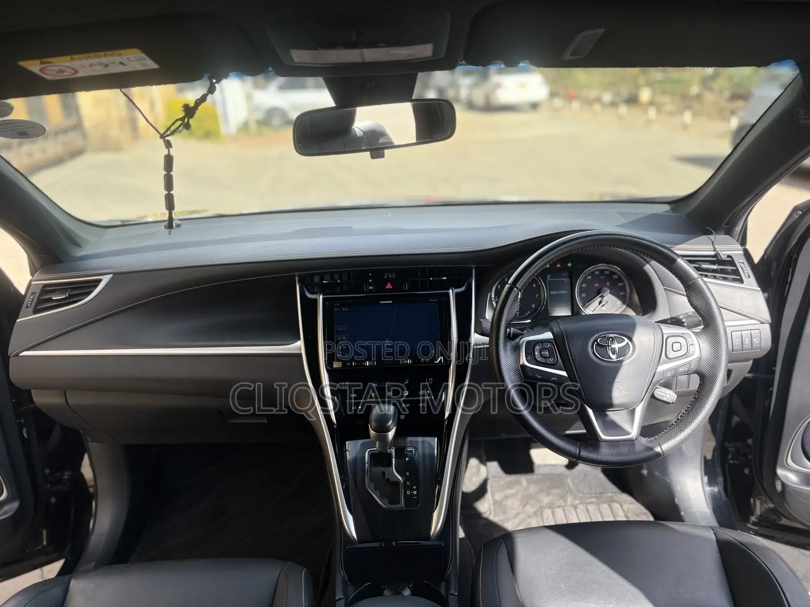 Toyota Harrier 2.0 2019 Black