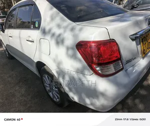 Toyota Axio 1.5 G 2WD 2014 White