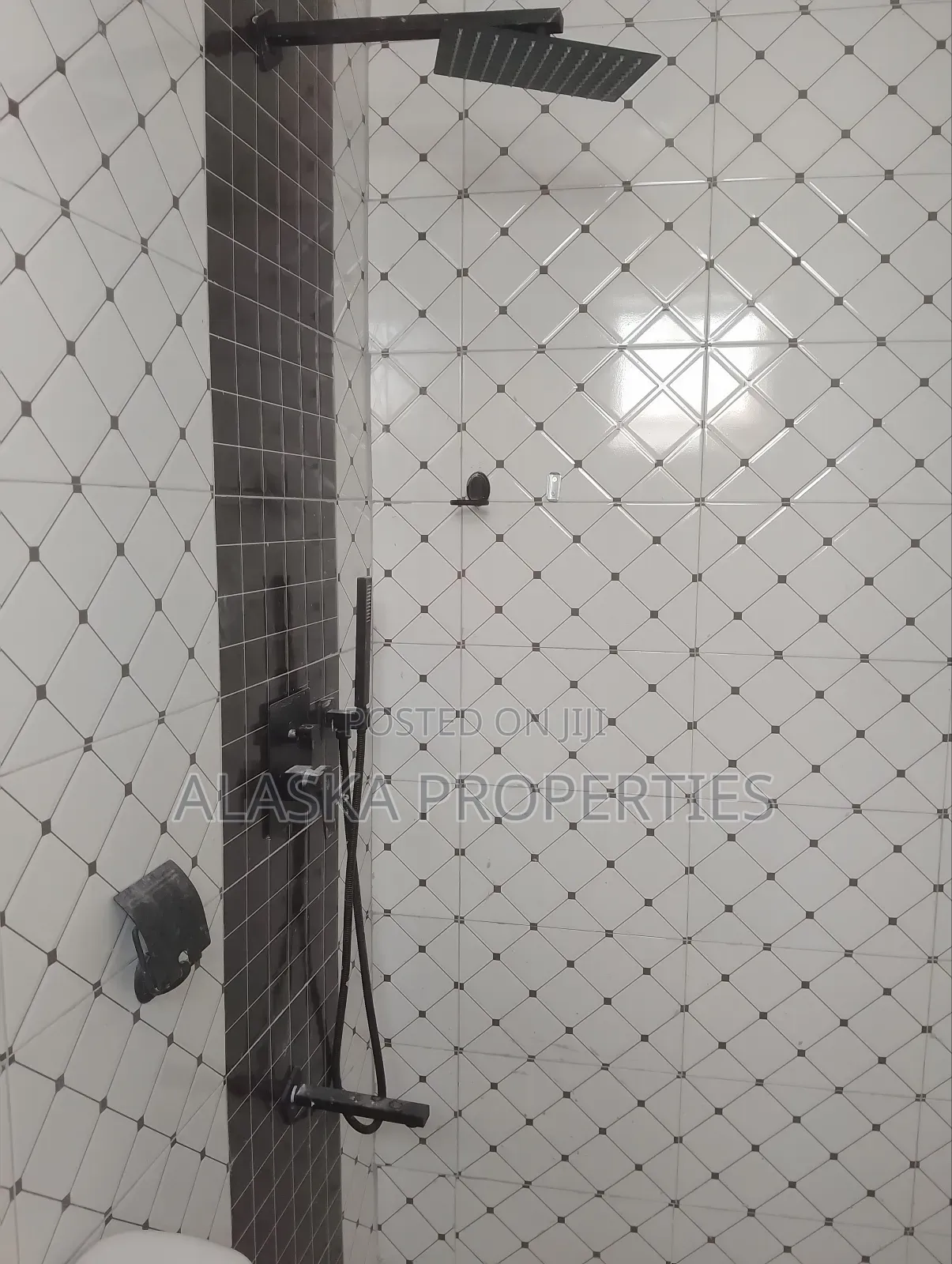 2bdrm Penthouse in Maweni, Nyali for rent