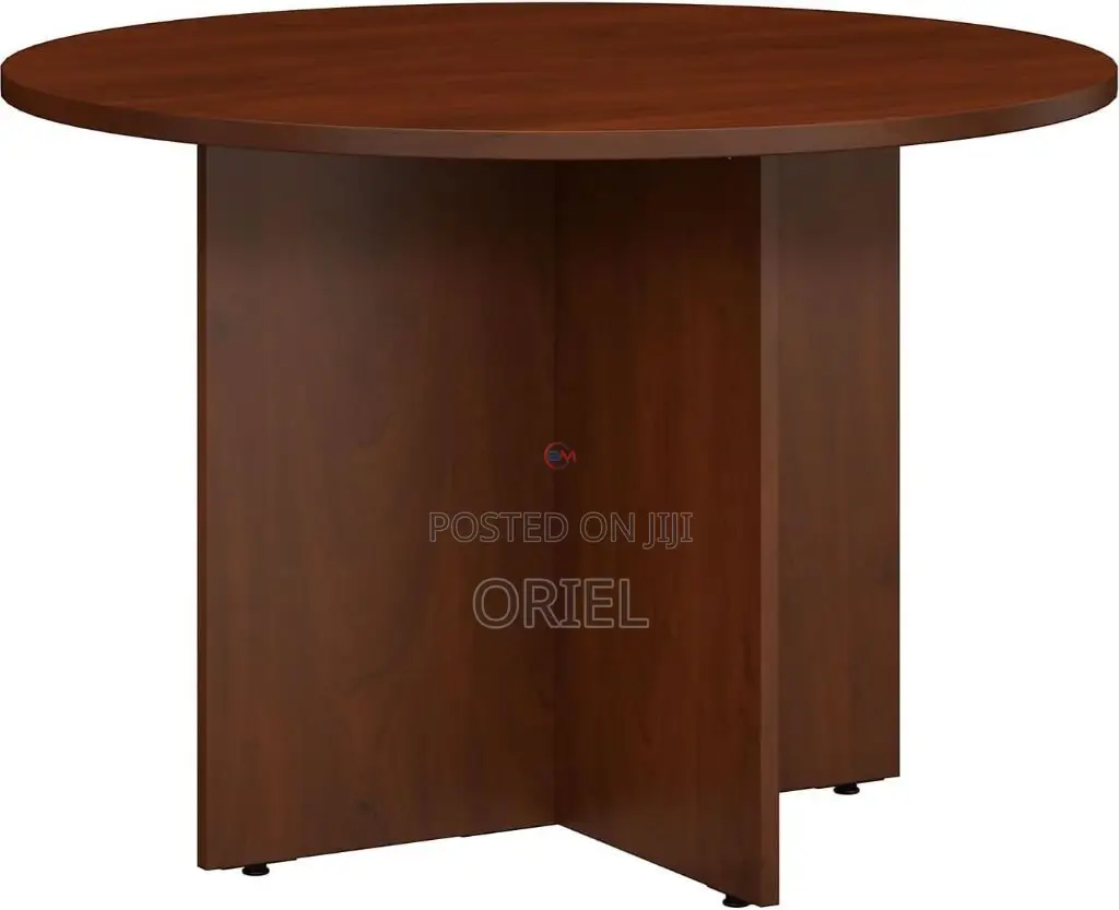 Modern Meeting Table : 4-Seater Round Conference Table