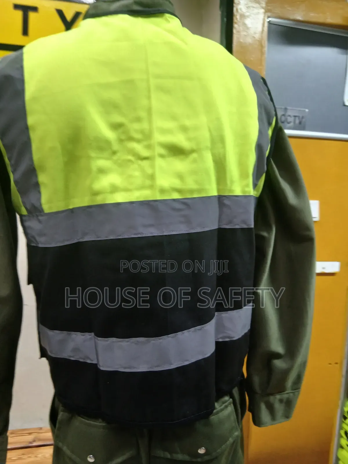 Busy Building Vest Jacket