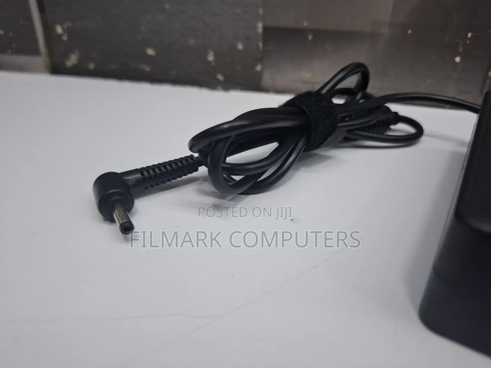 Lenovo Small Pin 65w 20v 3.25a 4.0*1.7mm Replacement Adapter