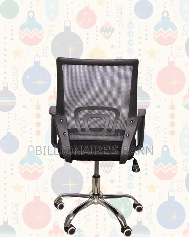 Ergonomic Mesh Task Chair — Smooth Movement, Breathable Mesh Airflow - thumbnail 4