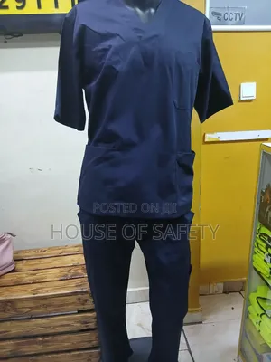 Hospital Uniforms in Blue Can Be Customized