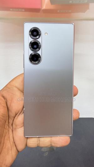 Samsung Galaxy Z Fold6 512 GB Silver - main view
