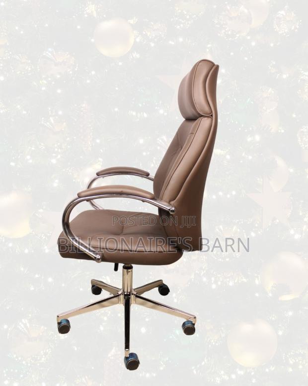 Executive Leather Chair • Stable Base, Premium Leather Finish - thumbnail 3