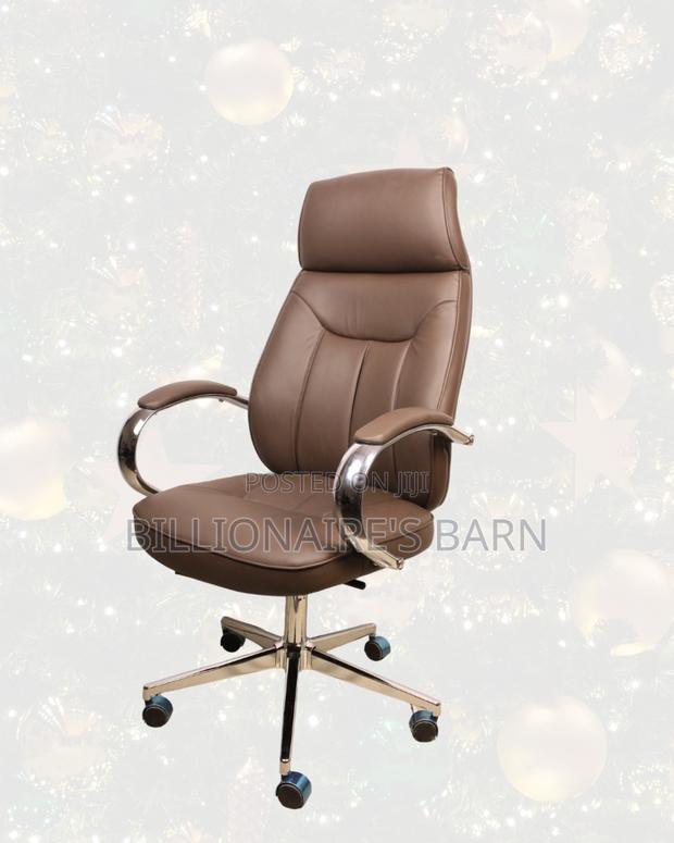 Executive Leather Chair • Stable Base, Premium Leather Finish - thumbnail 4