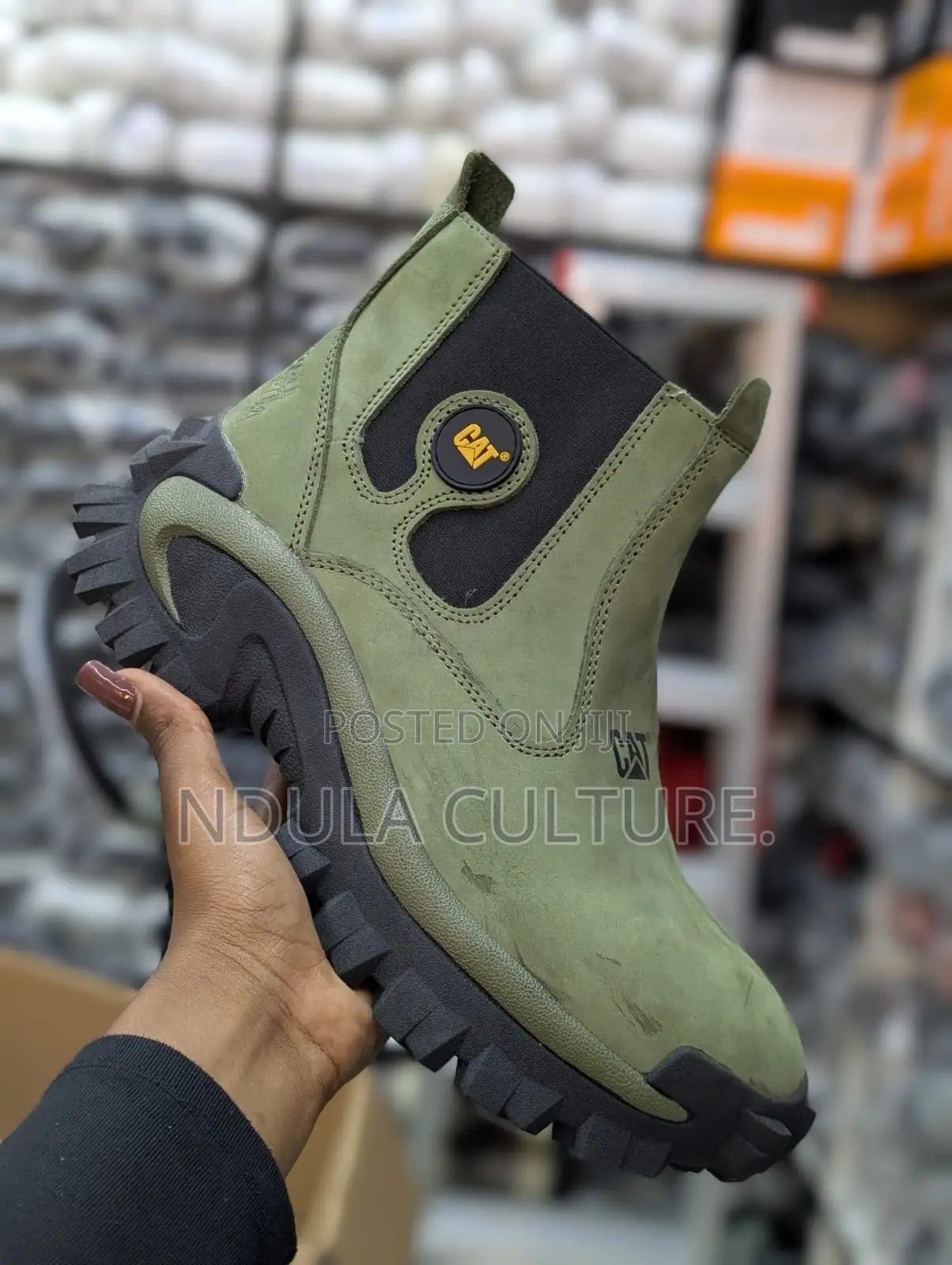 Cat High Cut Boot