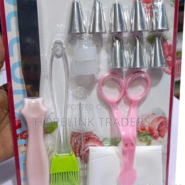 Cake Decorator Set - main view