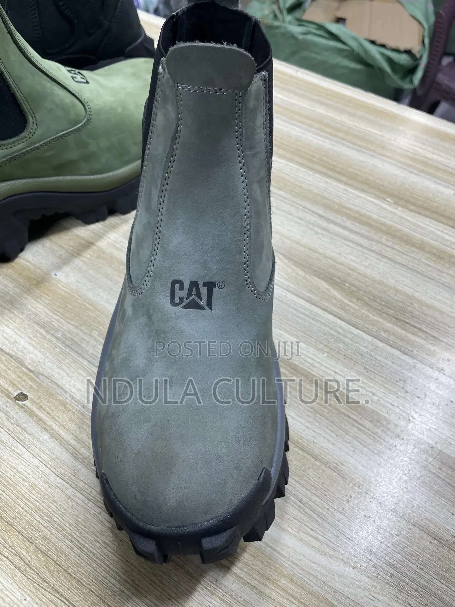 Cat High Cut Boot