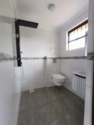 4bdrm Villa in Kinoo for rent