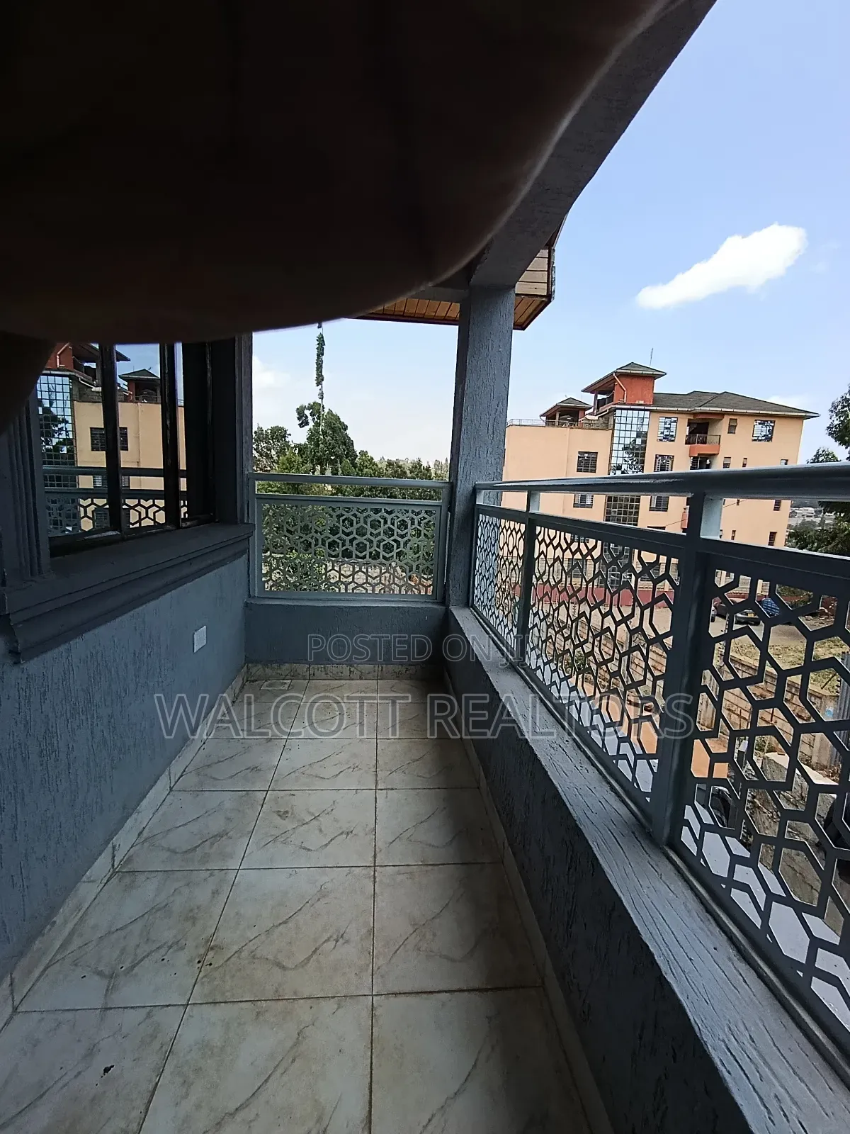 4bdrm Villa in Kinoo for rent