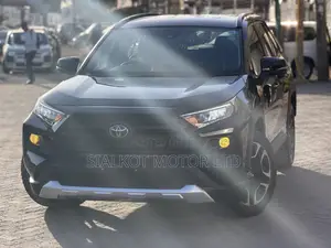 Toyota RAV4 Adventure 2019 Black