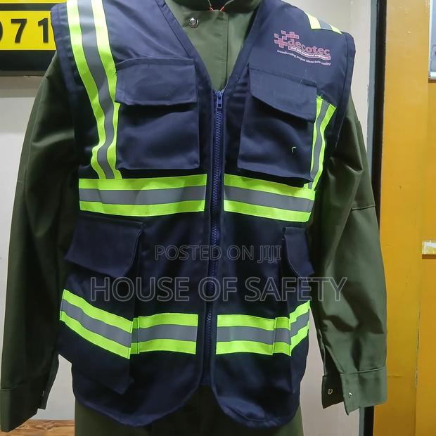 Adventure Safaris Half Jackets Sleeveless