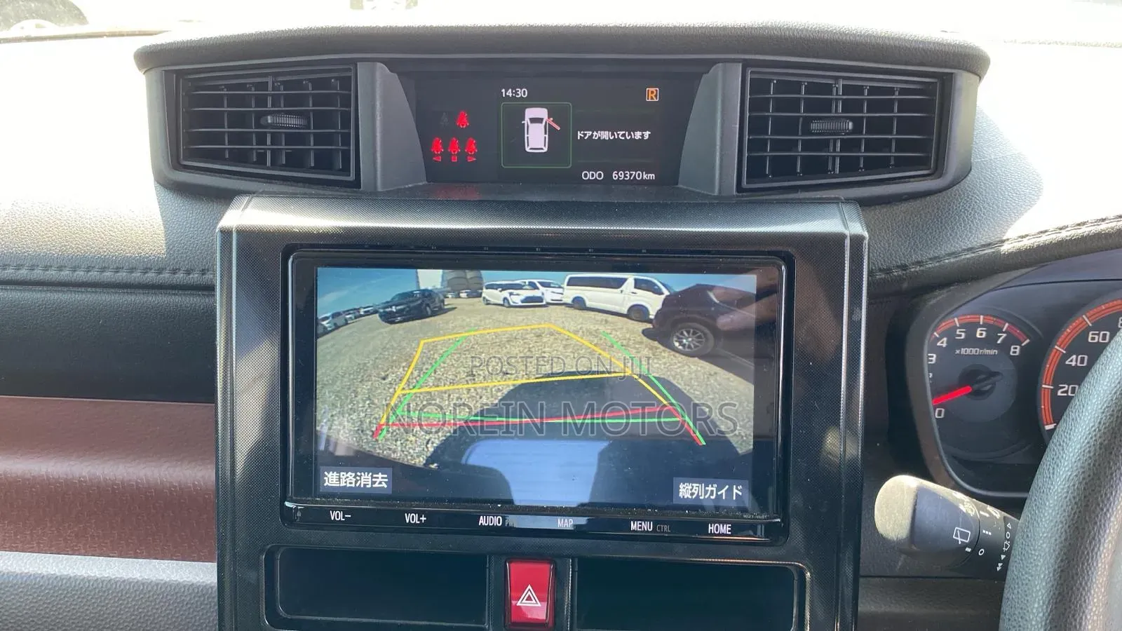 Toyota Roomy 2019 Red
