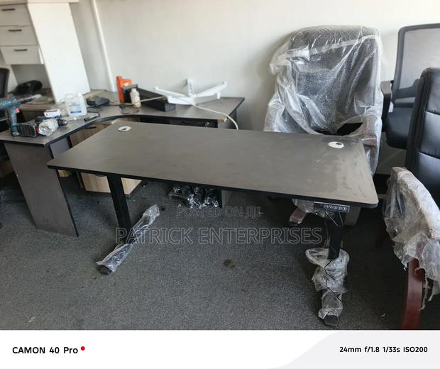 Imported Modern Motorists Electric Adjustable Desk 1.4 MTRS Black - thumbnail 2