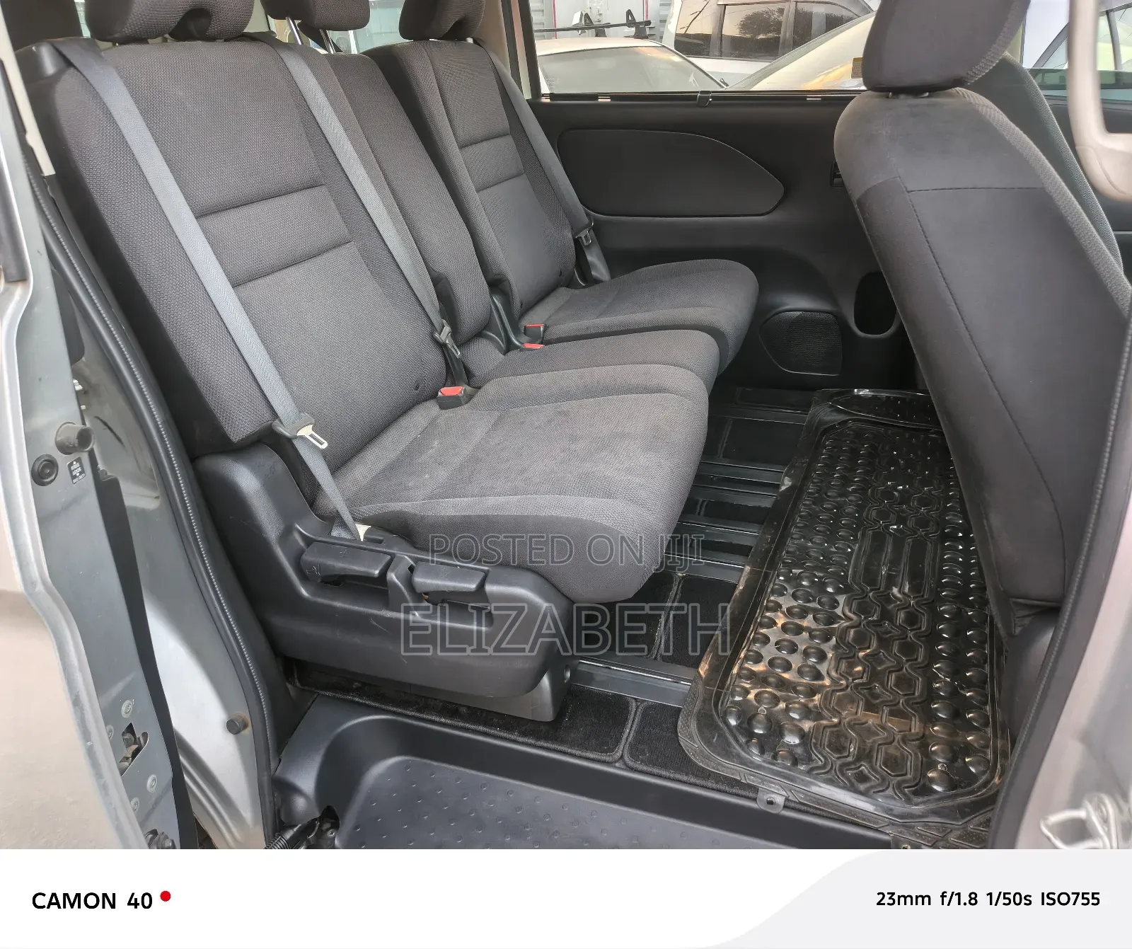 Nissan Serena 2017 Silver