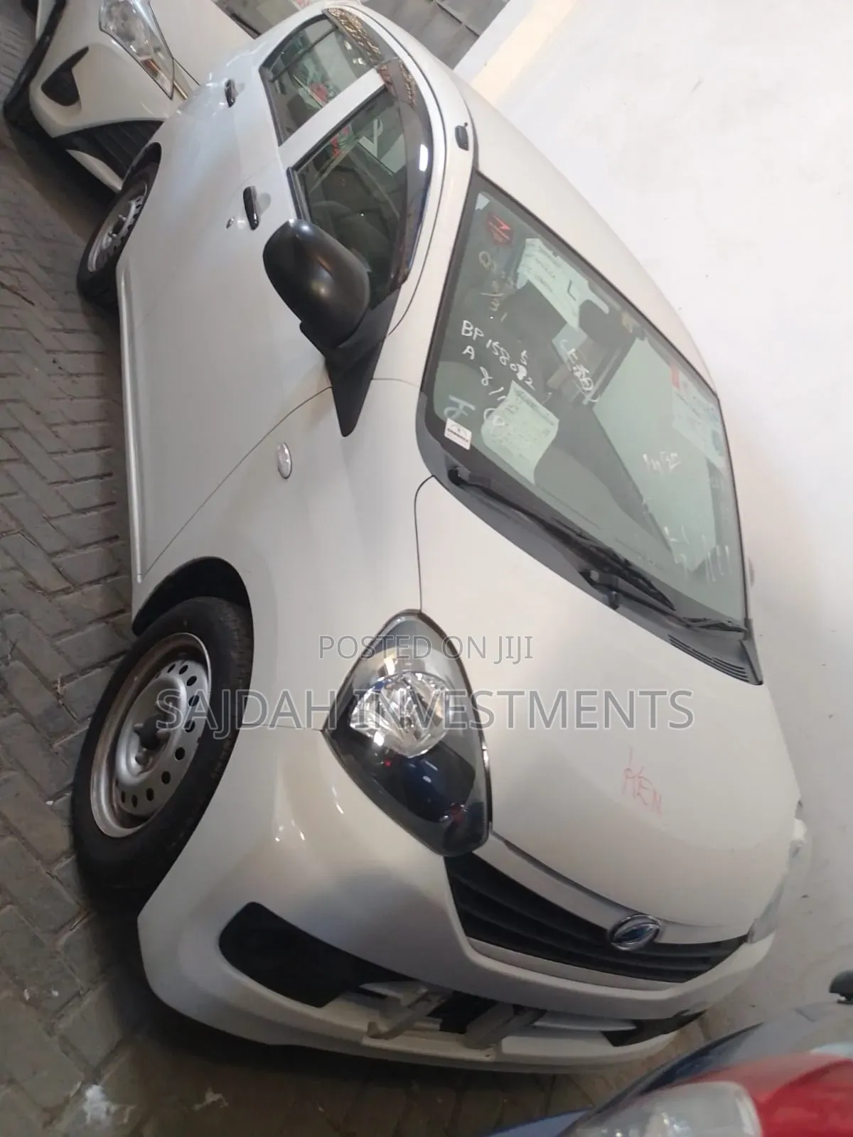 Daihatsu Mira 2017 White