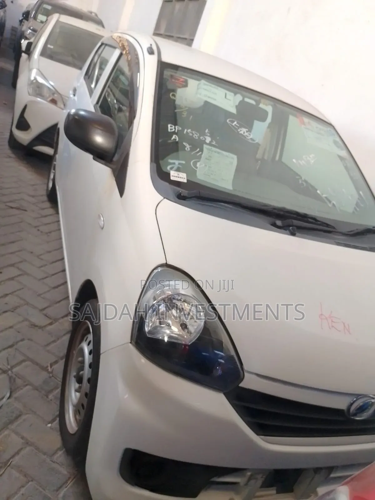 Daihatsu Mira 2017 White