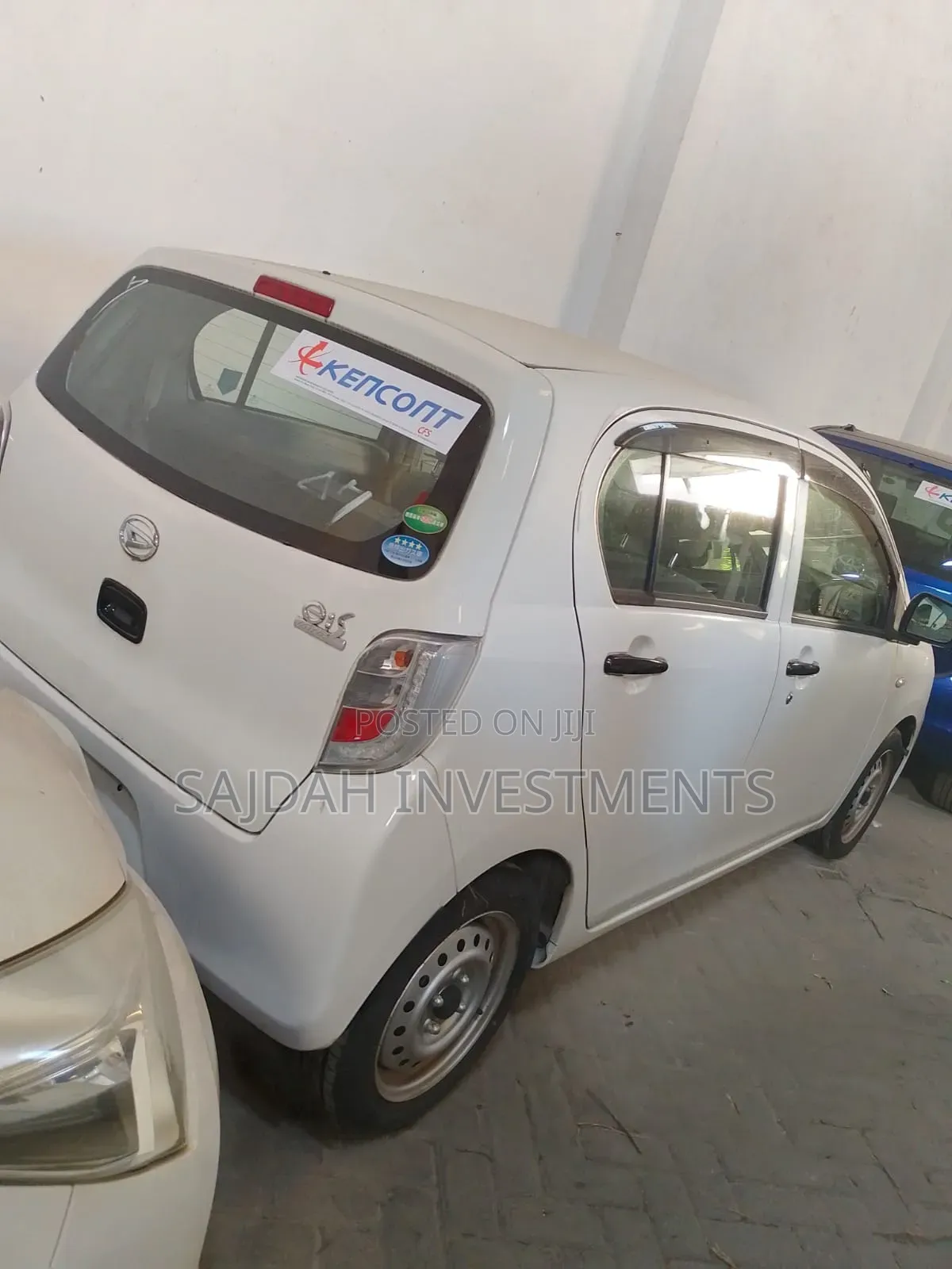 Daihatsu Mira 2017 White