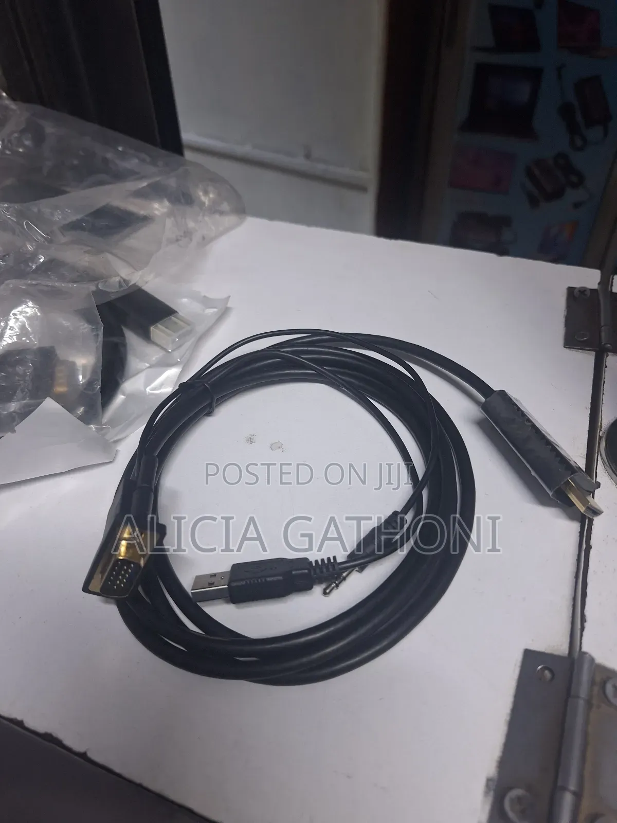1.5m Vga to Hdmi Cable With Audio and Usb Power