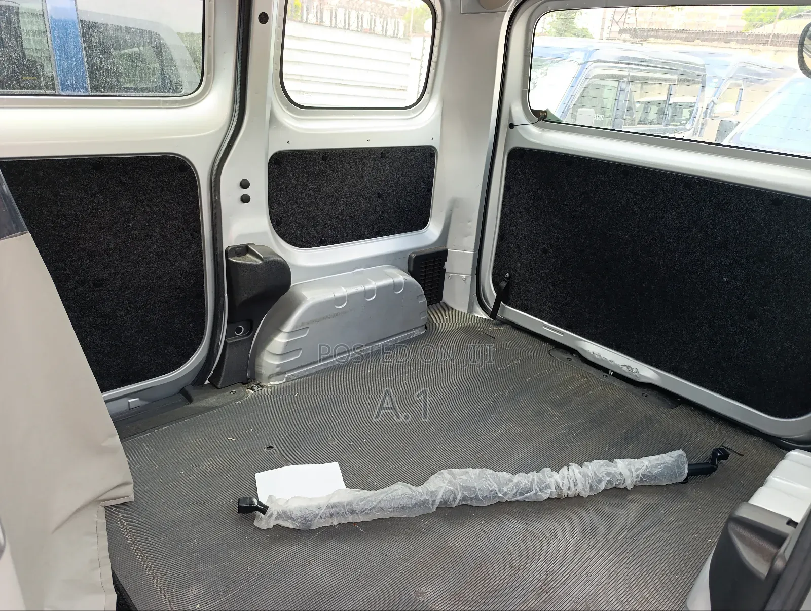 Nissan NV200 SV 2018 Silver