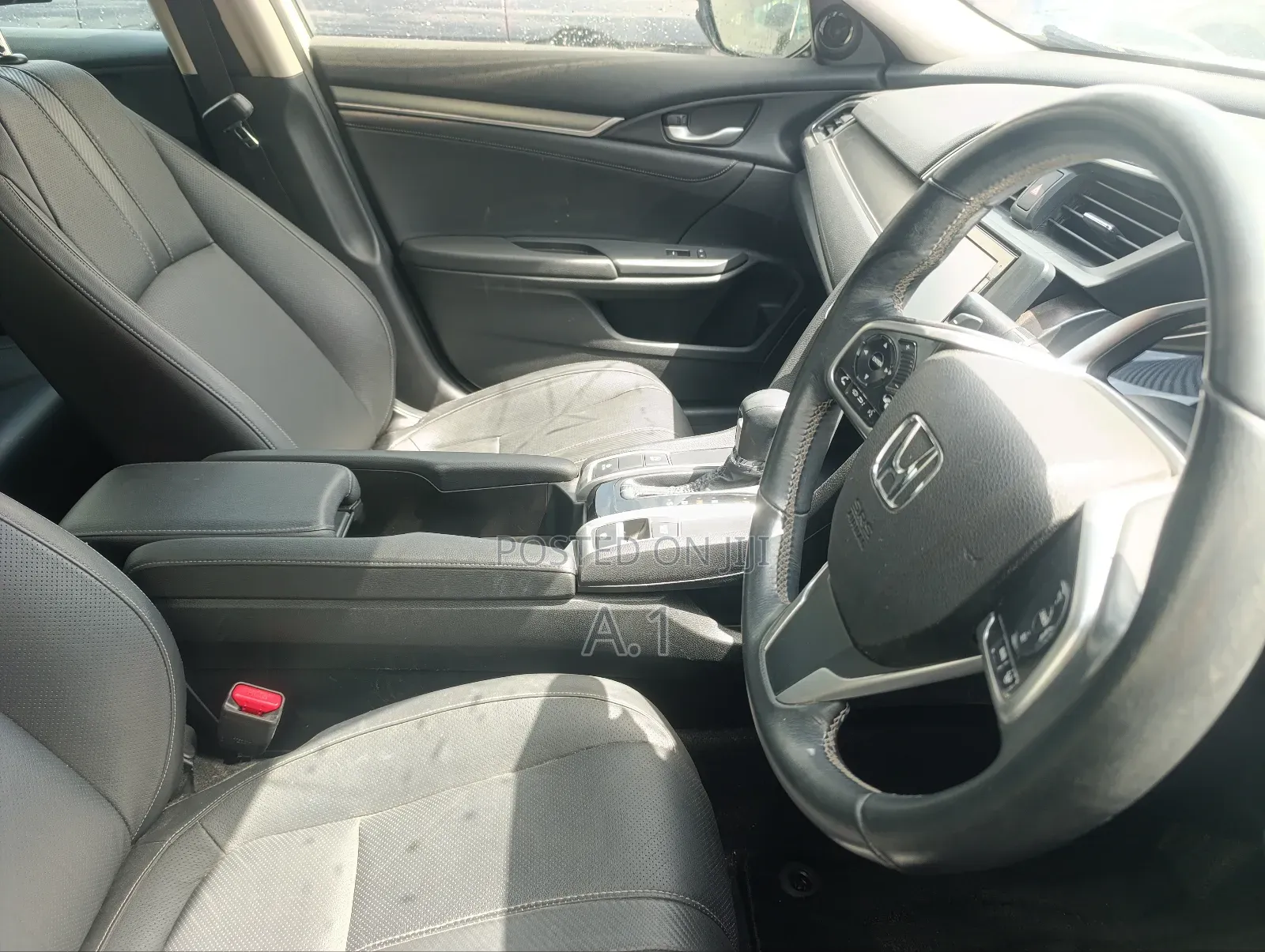 Honda Civic 2019 White