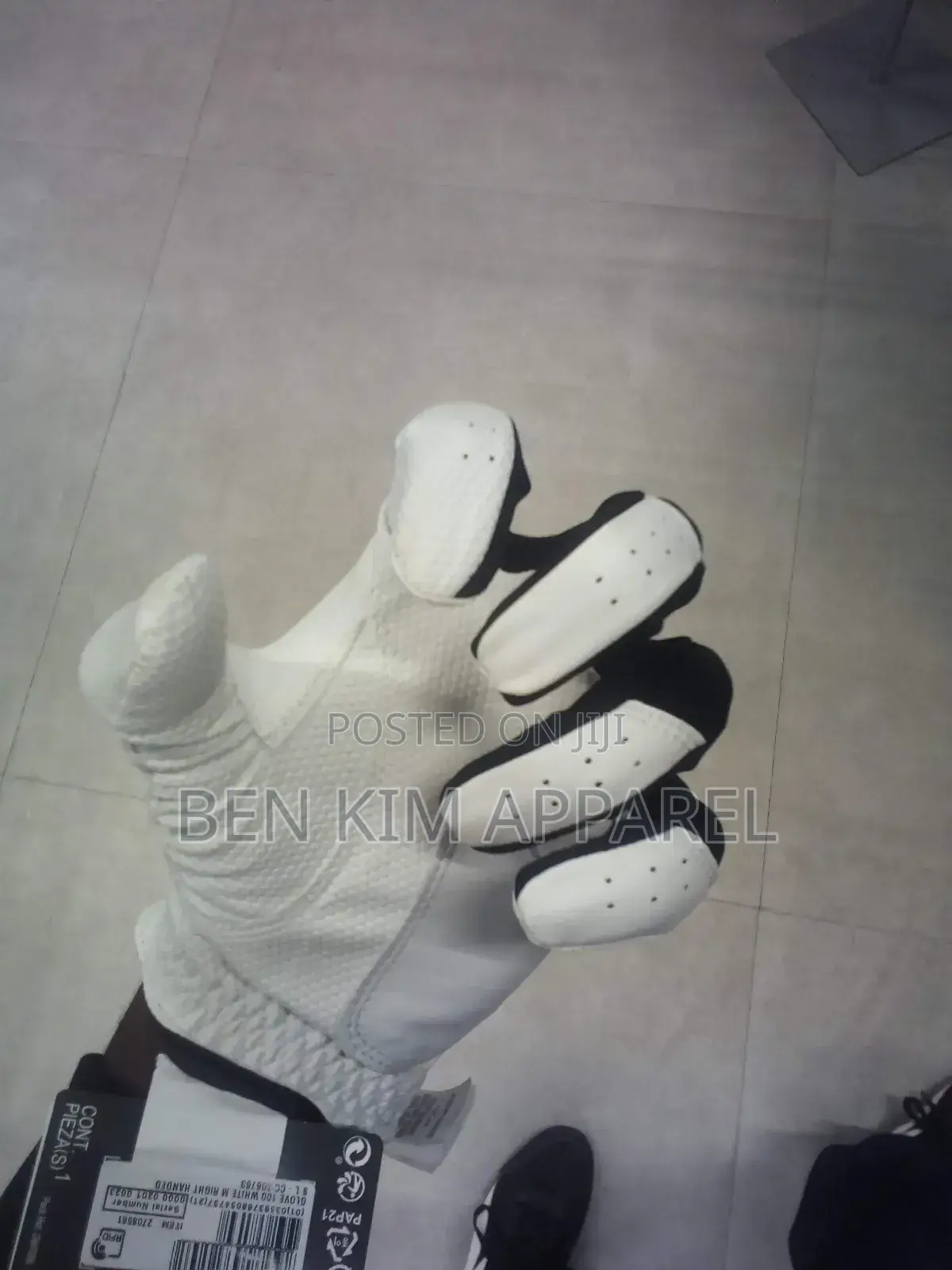 Golf Gloves Pair White With Black Breathable.